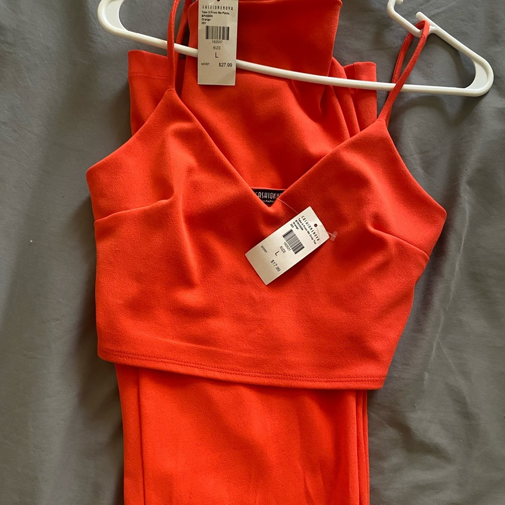 2pc fashion nova top and pants set!